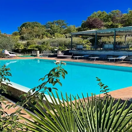 Spoleto Poolside-apt 2spoleto Centre 07 Kmssleeps 4wifiaircon * Colle Umberto