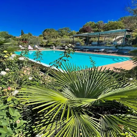 Spoleto Poolside-apt 2spoleto Centre 07 Kmssleeps 4wifiaircon *