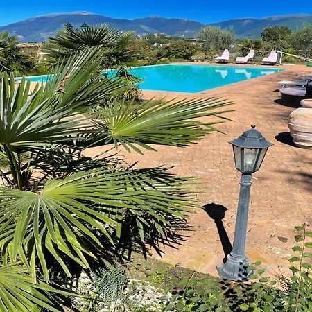Daire Spoleto Poolside-apt 2spoleto Centre 07 Kmssleeps 4wifiaircon *